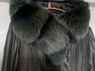 Продается пальто с натуральным мехом