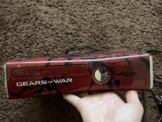 Продам Xbox 360 в красивой расцевтке