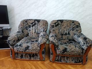 2 кресла в отличном состоянии