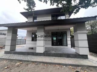 Продаж будинку 120 м2 з великою терасою 22 м2 в центрі Бучі, вул. ...