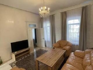 Предлагается к продаже уникальная просторная 3 комнатная квартира в ..