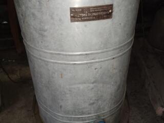 Медогонка заводская на 3 рамки. Бельцы