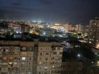 Центр! Орхидея! Свердлова! 143с, двушка.