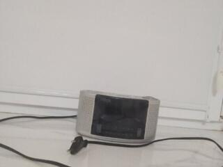 Радио часы Vitek VT-3502.