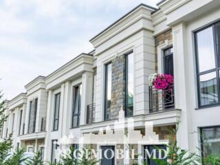 Vă propunem spre vânzare acest townhouse cu 2 nivele, în Durlești, ...