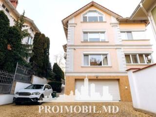 Vă propunem spre vânzare această casăîn sect. Botanica, str. Cuza ...