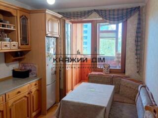 Оренда 2 кімнатна квартира в Дарницькому районі, вул. Петра ...