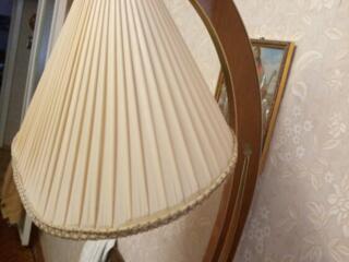 Продам торшер