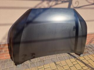 Капот Toyota Corolla Cross.