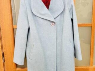 Продам красивое пальто