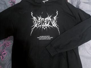 Оверсайз чёрный худи, батник и костюм в полоску