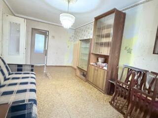 Продам 2-комнатную квартиру в Тирасполе (Балка). Торг