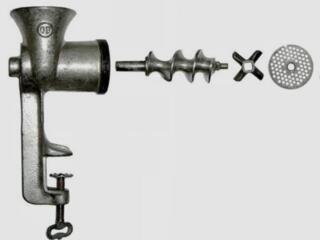 Продам мясорубку механическую