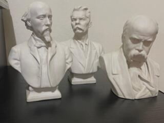 КУПЛЮ СТАТУЭТКИ И БЮСТЫ