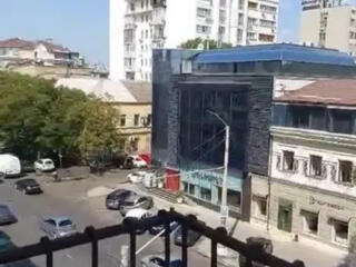 2-х комнатная квартира в центре города с чердачным помещением