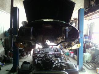 Помощь в поиске запчастей для автомобилей и возможностей ремонта