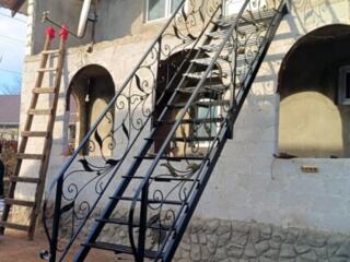 Металлические лестницы