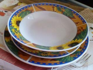 Баночки маленькие, посуда, графины и др. Бельцы