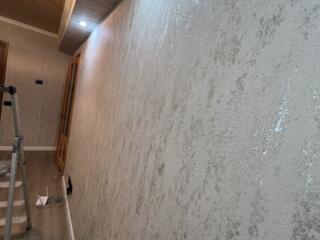 Lipirea tapetei, reparatie camera