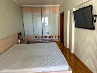 Оренда привабливої 2-кімнатної роздільної квартири за адресою Салютна 