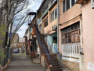 Продается однокомнатная квартира в крепком доме на Молдованке. ...