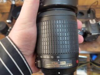 Nikon F зум 55-200mm