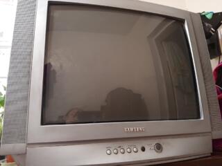 Vînd televizor Samsung 200 lei. Продам телевизор б/у. Chisinau