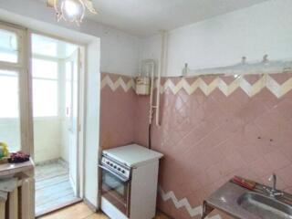 2 ком на БАЛКЕ, Комсомольский рынок