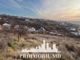 Spre vânzare se oferă teren pentru construcții, situat în Codru. ...