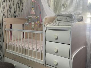 Продам кроватку 3в1
