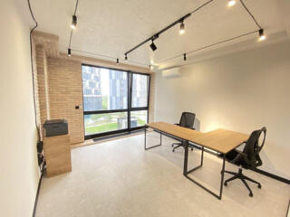 Оренда стильного просторого  офісу в Дарницькому районі  біля метро ..