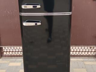 Продам холодильник Amica новый