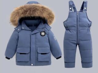 Продам детский комбинезон.