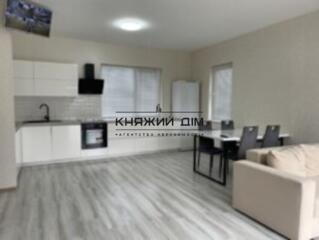 Пропонється до оренди 2-х поверховий будинок в с. Гатне. Загальна ...