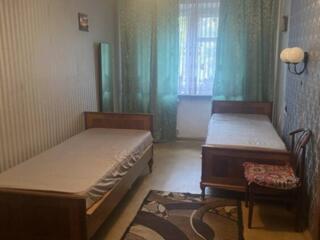 Продается 2-комнатная квартира под ремонт в отличной локации ...