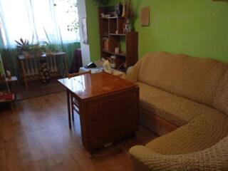 В продаже 2 комнатная квартира в кирпичном доме в центре  Таирова. ...