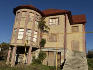 Продается двухэтажный, недостроенный дом в Коблево Дом 240м21 ...