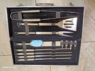 Продается подарочный набор для барбекю и шашлыка!