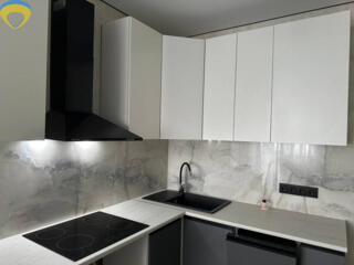 Продам 1-к 43 м в ЖК " Скай сити"/ Варненская