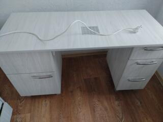 Стол для маникюра