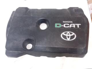 Крышка от мотора на Toyota Corolla Verso