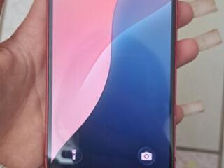 Продам срочно iPhone 13 торг