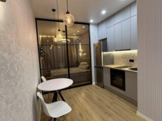 Предлагается к продаже стильная студия площадью 33 м² с отдельной ...