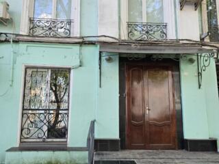 Фасадное помещение 93 кв.м