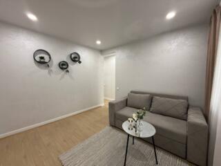 Parc! Sec. Buiucani, str. Nicolae Costin. 2 camere + Living. Eurorepar