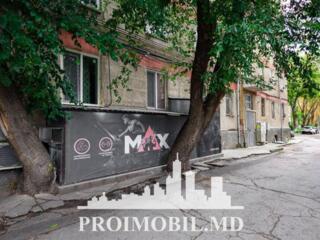 Spre vânzare se oferă spațiu comercial amenajat ca sală de forță în ..