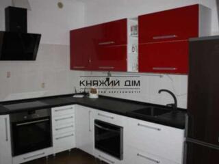 Просторная 1-комн. квартира в новом доме м. Житомирская, м Святошино. 