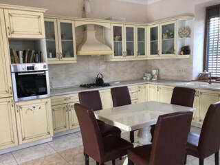 Богатый 2-этажный особняк на ул.Тимирязева