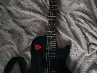 Гитара epiphone special model, комбик H&K, Vox