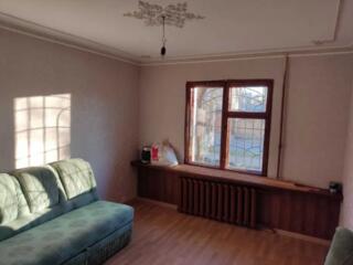 Недорогая двухкомнатная квартира на Черемушках.